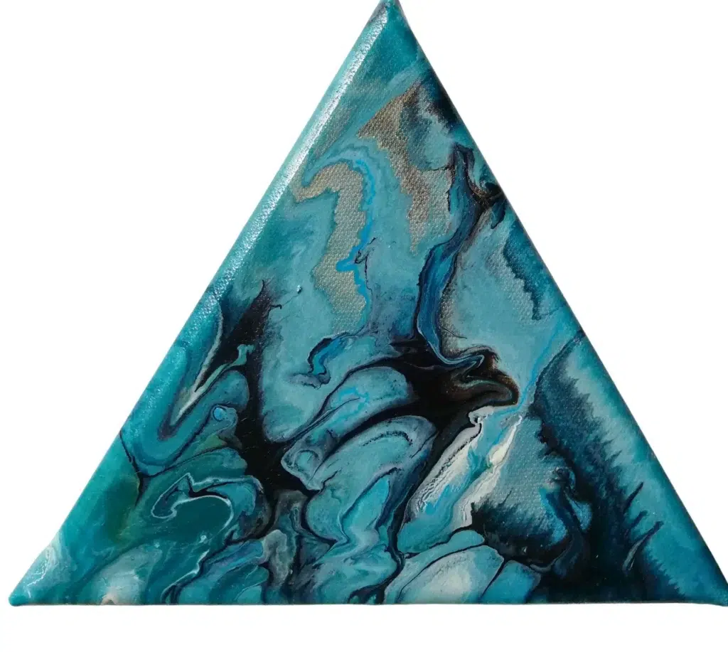 Acrylique fluide sur châssis coton, "Éclats n°6", œuvre de Marianne Borgna-Fransioli, triangle équilatéral de 20x20x20cm, 2022