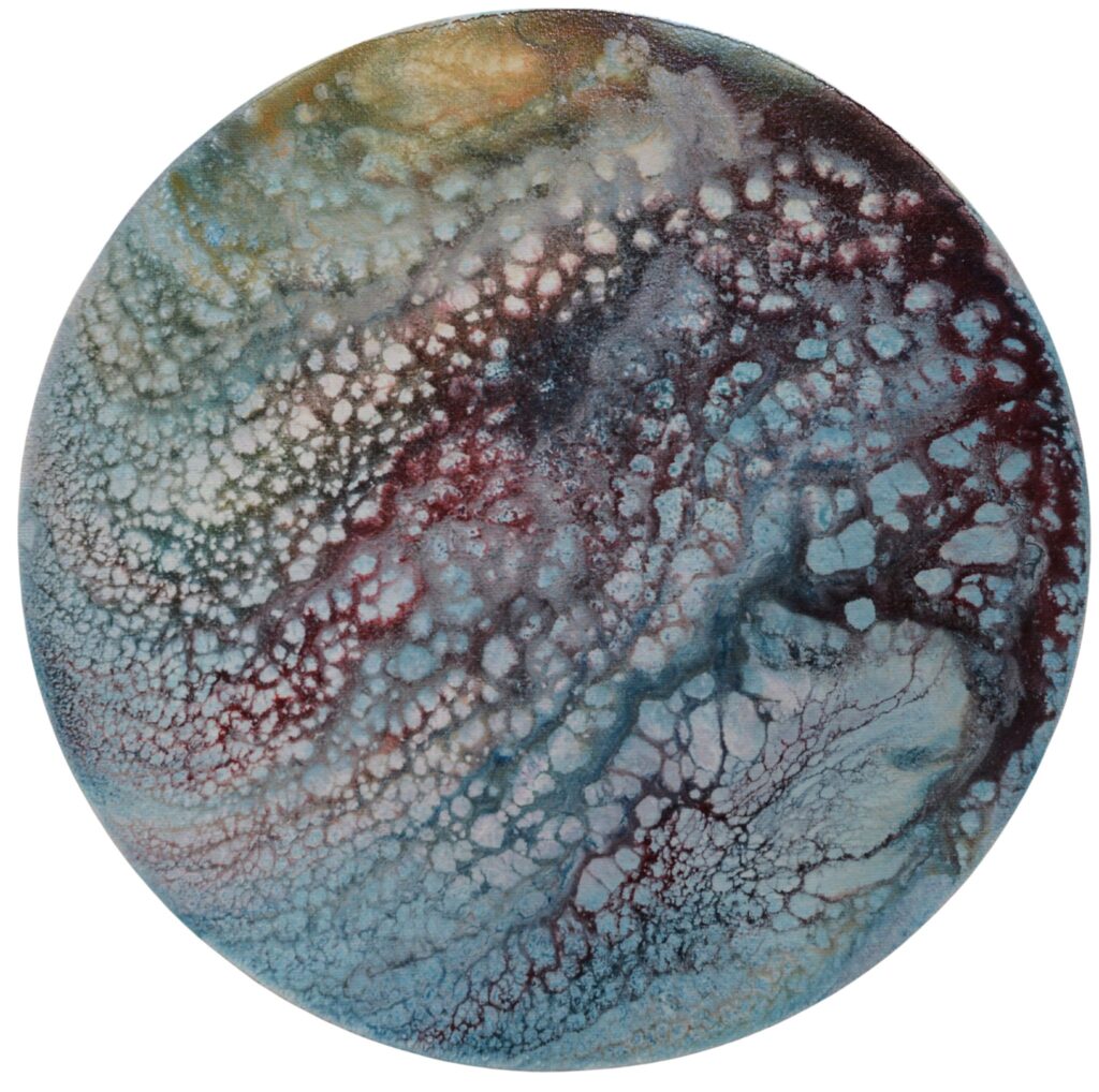 Œuvre d'art abstraite de Marianne Borgna-Fransioli, "En terres inconnues 2", acrylique fluide sur châssis coton, diamètre 30 cm