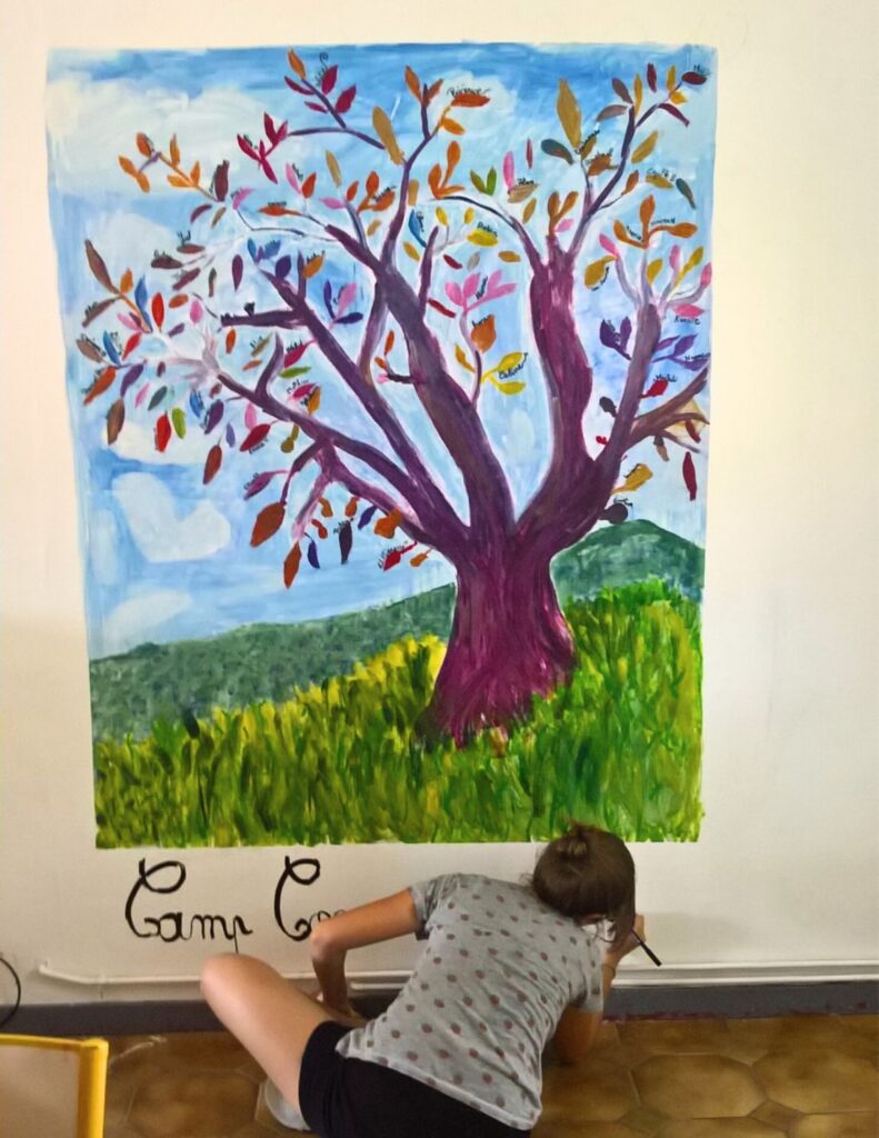 Photo d'un cours de peinture libre avec Marianne Borgna-Fransioli à Privas, Ardèche